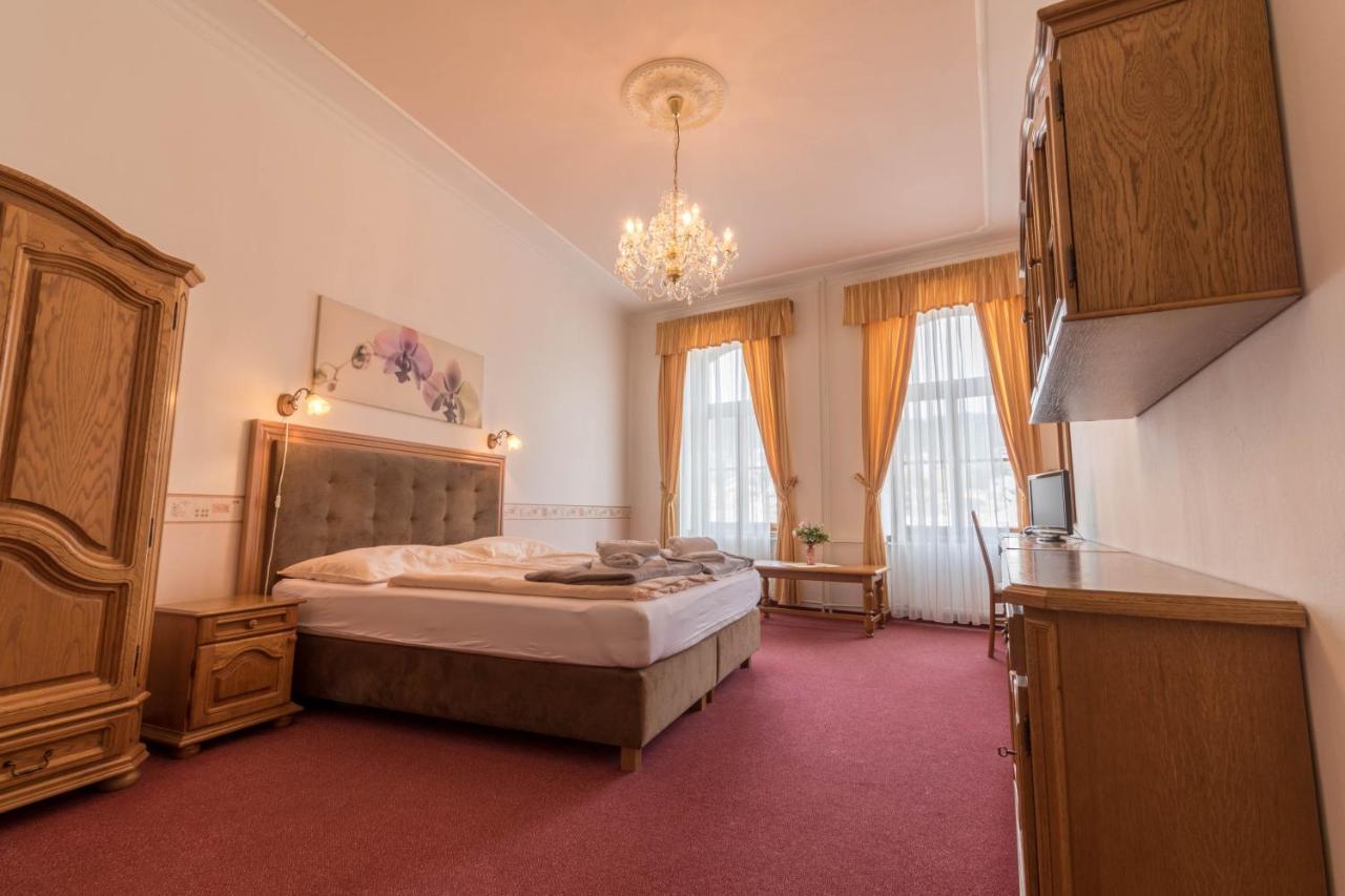 Hotel Ld Morava Karlovy Vary Esterno foto