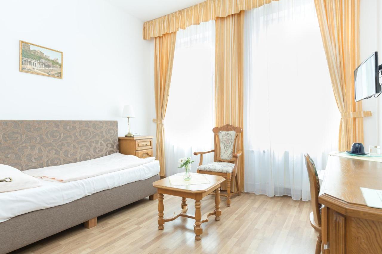Hotel Ld Morava Karlovy Vary Esterno foto