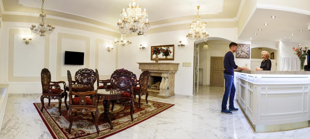 Hotel Ld Morava Karlovy Vary Esterno foto