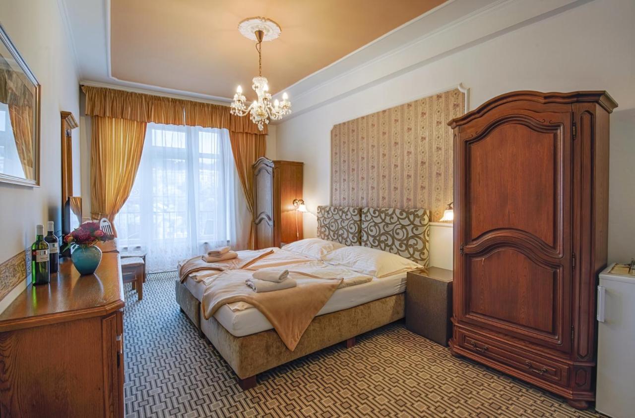 Hotel Ld Morava Karlovy Vary Esterno foto