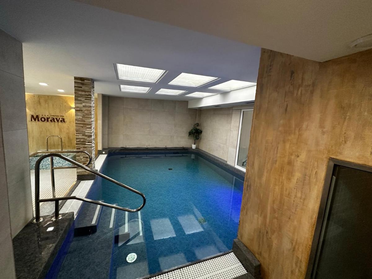 Hotel Ld Morava Karlovy Vary Esterno foto