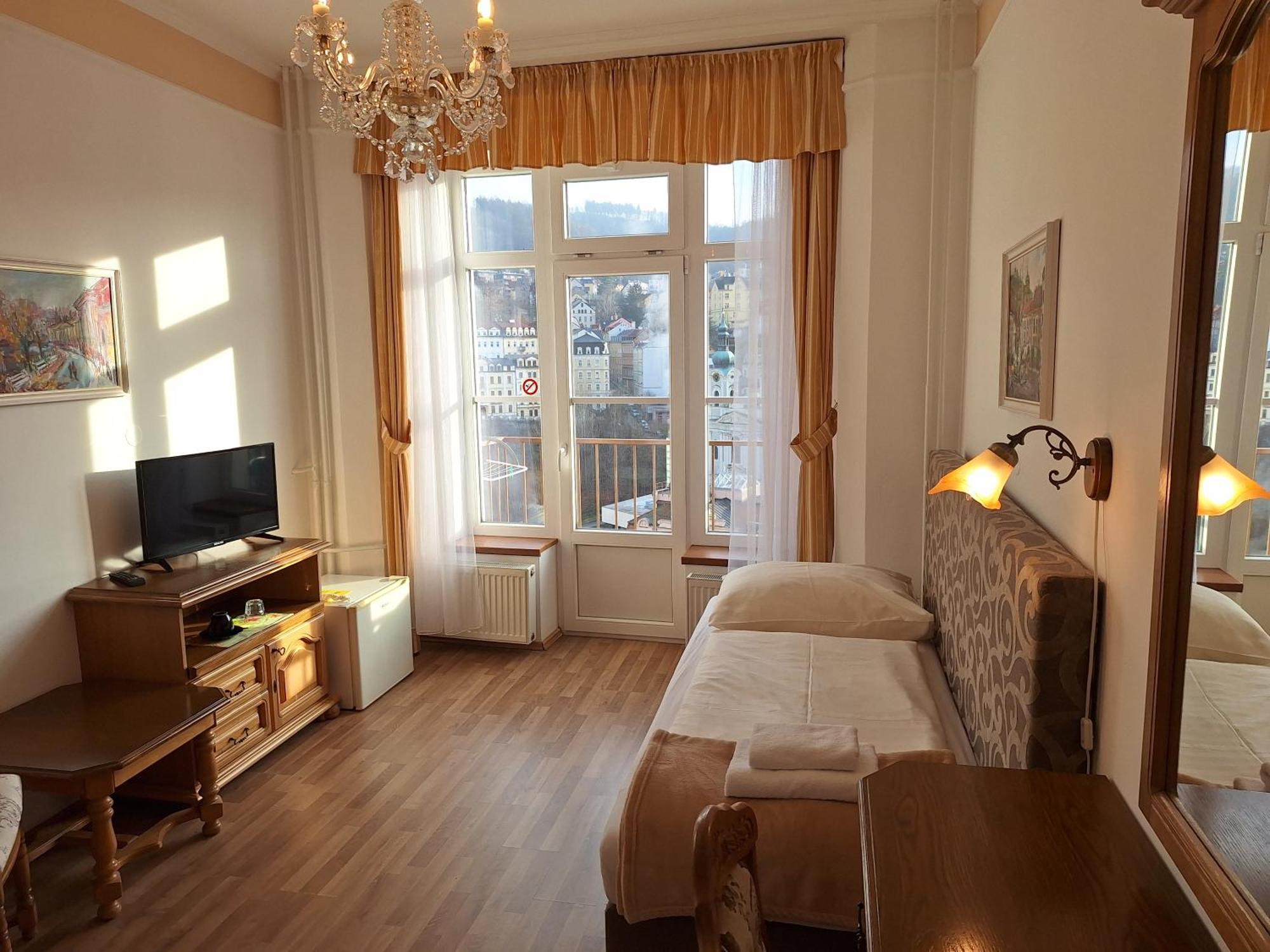Hotel Ld Morava Karlovy Vary Esterno foto